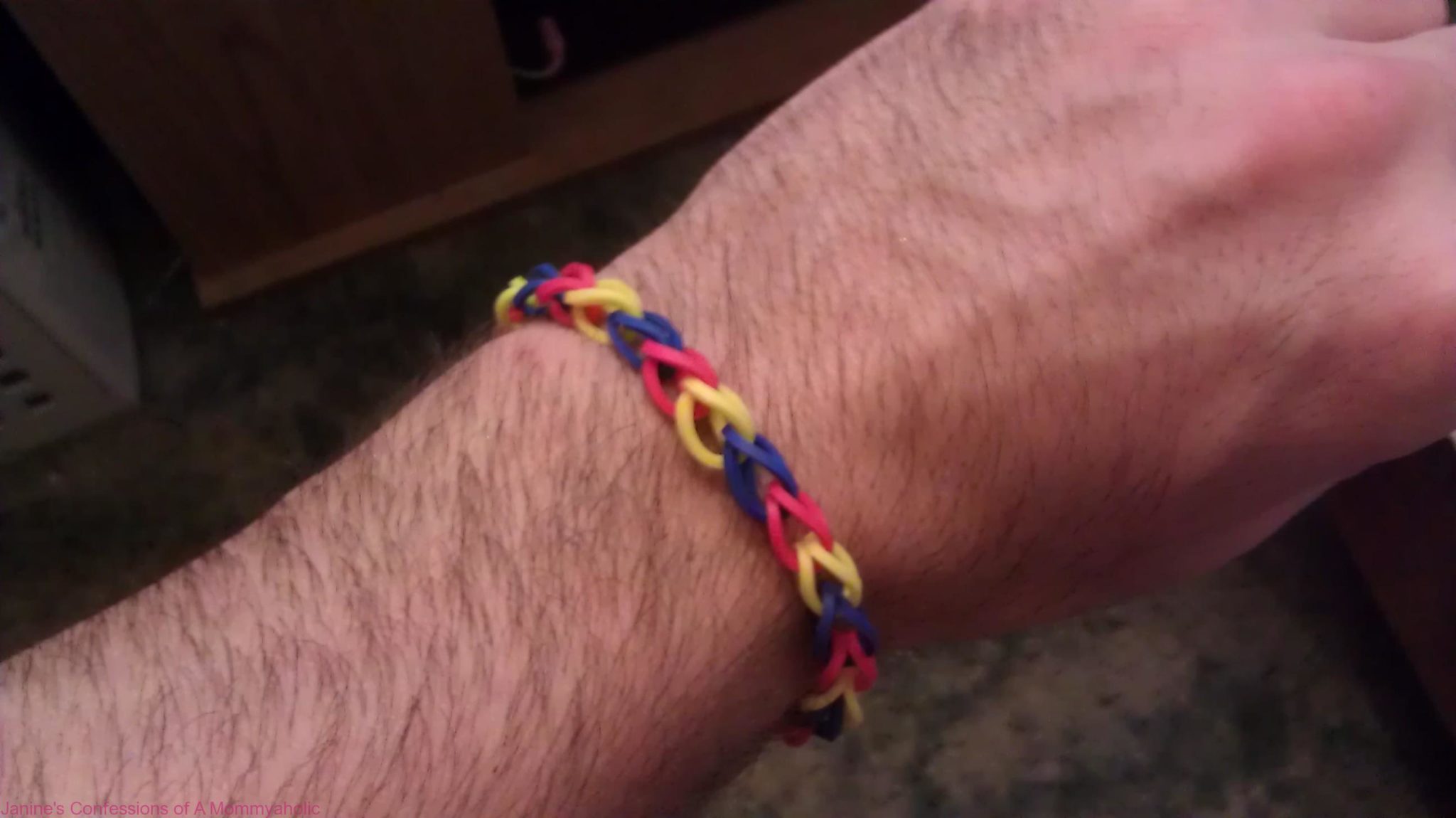 Rubber Band Bracelets: The Latest Kids Craze - This Mom's Confessions