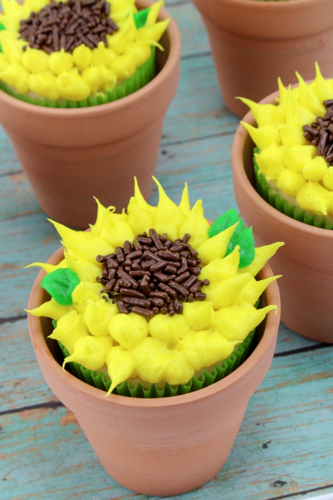 Sunflower Cupcakes Final 4