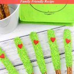 Grinch Pretzels Recipe Tutorial Easy Family Friendly Holiday Treat
